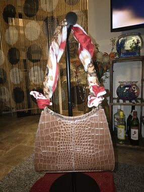 Brown Croc-Embossed Shoulder Bag By Liz Claiborne EUC